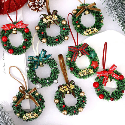 Merry Chrismas Wreath Pendant with Bell Car Door Hanging Decoration Mini Christmas Party Drop Wreath DollhouseOrnaments Supplies