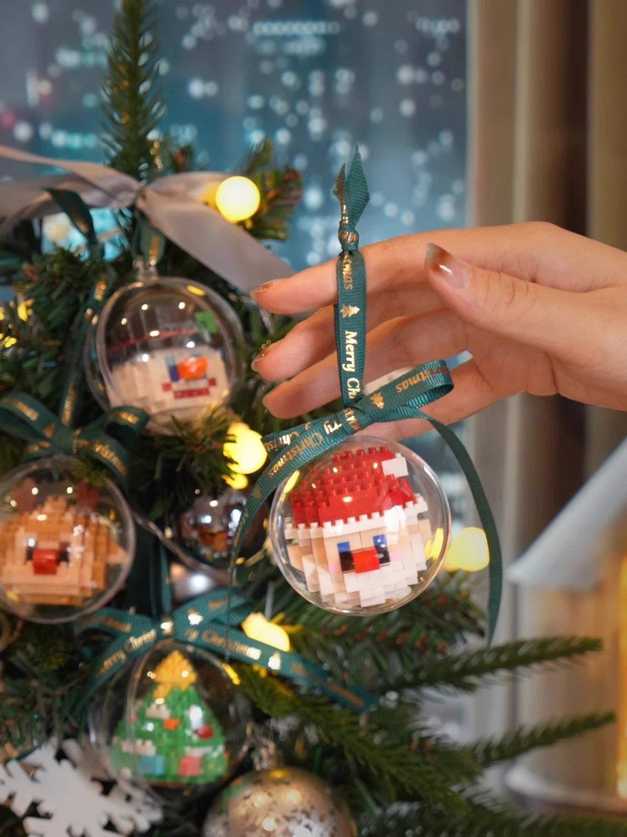 Christmas Tree Decoration Santa Claus Building Block Christmas Ball Pendants Snowman Reindeer Assembly Brick Kid Xmas Party Gift